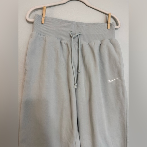 Nike Sportswear Phoenix Fleece Jogger Sweatpants in Light Silver / Sail - Picture 3 of 5